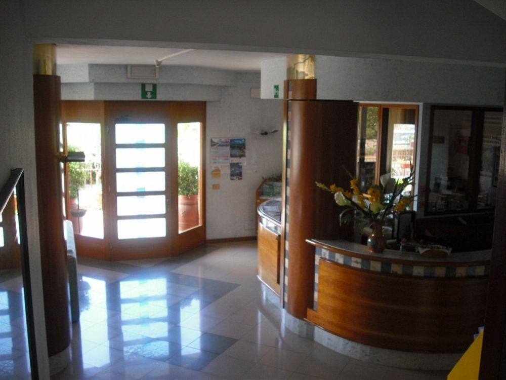 פורטופראיו Hotel Villa Padulella מראה חיצוני תמונה